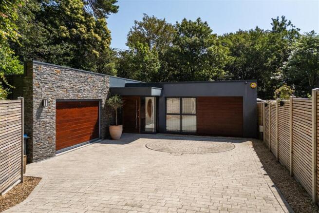 Verte, 53 Alumhurst Road