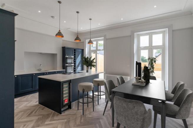 Kitchen/Dining