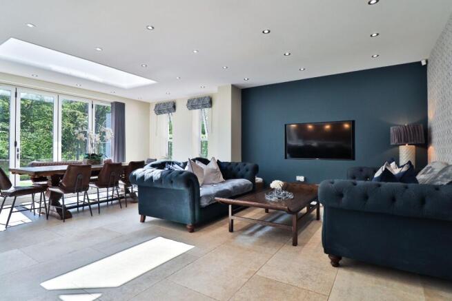 Dining/Family Room