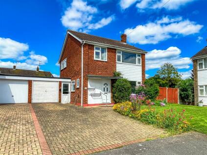 Burnham on Crouch - 3 bedroom detached house for sale