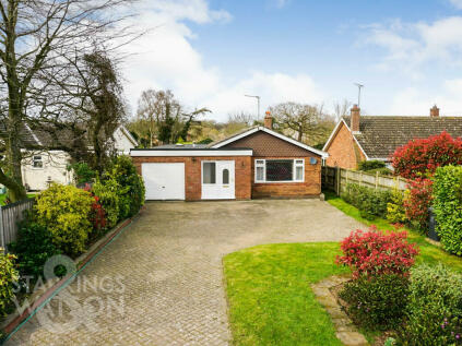 Great Yarmouth - 2 bedroom detached bungalow for sale