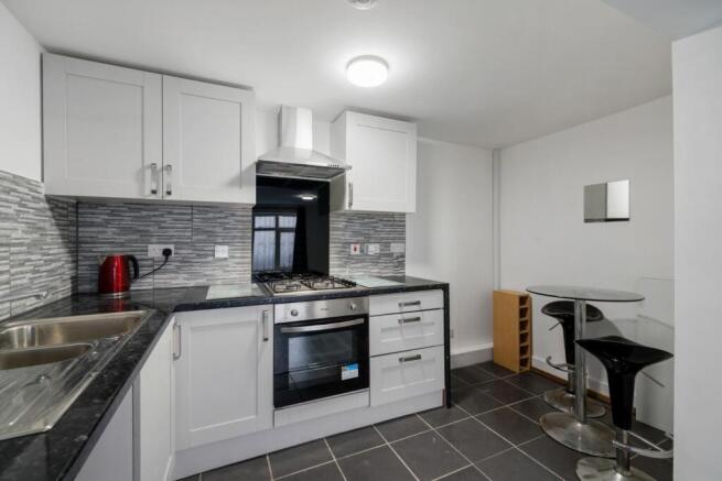 LFF, 102 Lewisham Way SE14 6NY-No Watermark-5.jpg