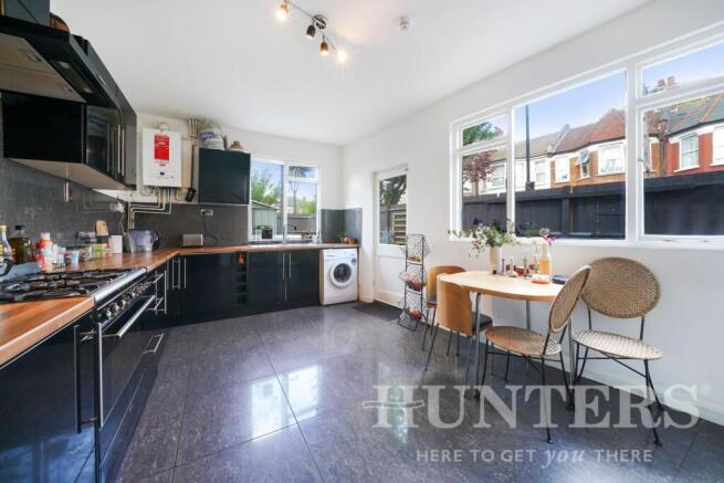 61 Fairbourne Road - 5XPs7eAIuCmGPBhWxpNA.jpg