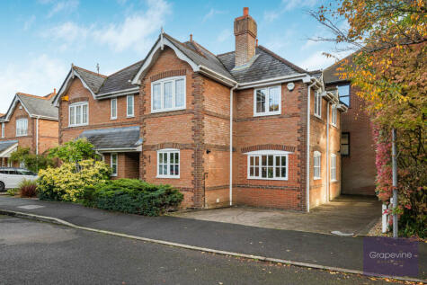 Old Mill Court, Twyford, RG10