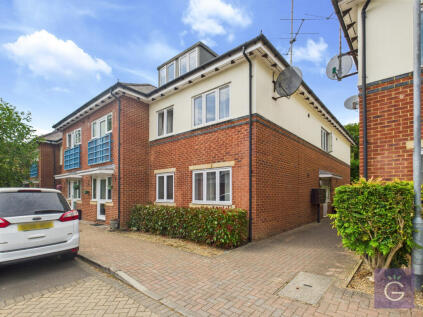 Marshland Square, Emmer Green, RG4