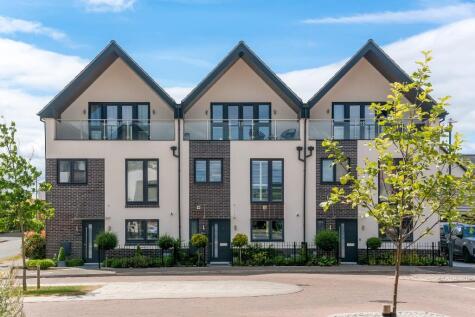 Muntjac Drive, Stratford-Upon-Avon, Warwickshire, CV37