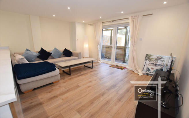 LOUNGE SECTION | PIC 2