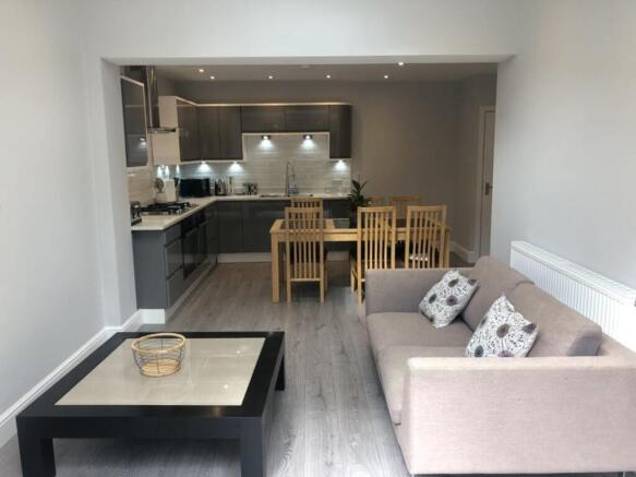 oaktree kitchen (...