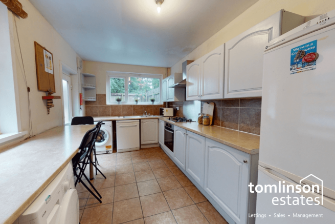 4 Bedroom terraced house - HMO