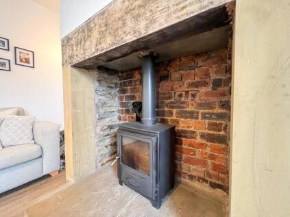 Meltham Road, Honley, Holmfirth, HD9