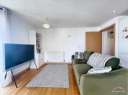 Zodiac Close, Edgware