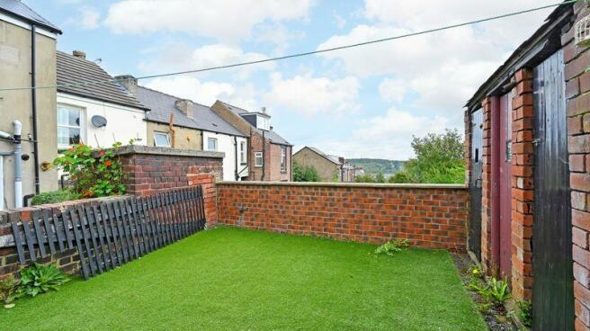 2 bedroom terraced house for sale in Howard Road, Walkley