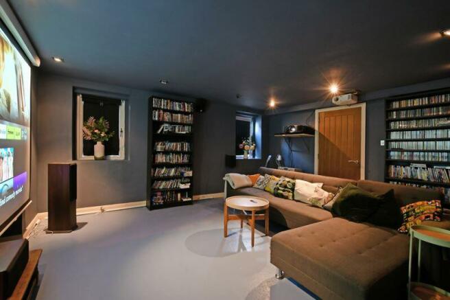 Cinema / Family Room