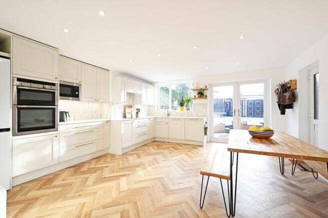 Dining Kitchen 