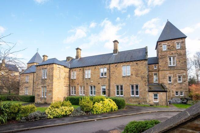Victoria Court 