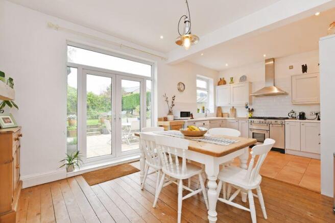Dining Kitchen 