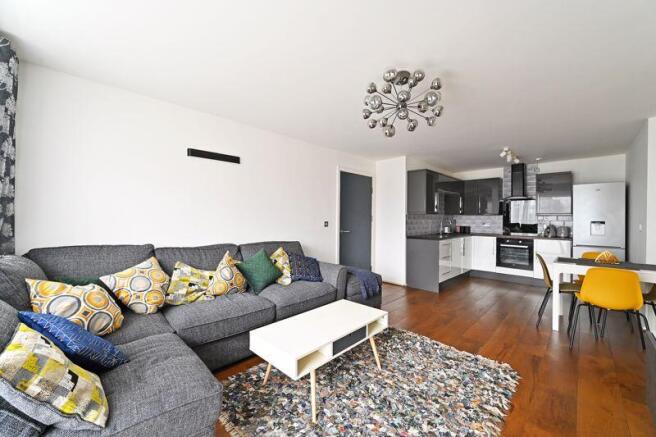 Open plan living 2