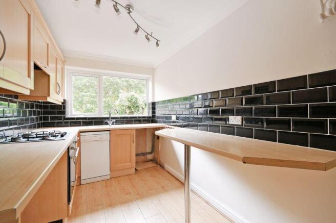 Kitchen / breakfast bar