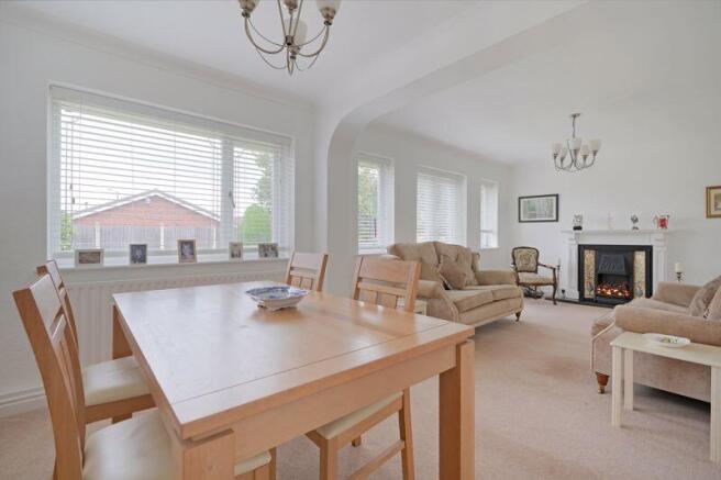 Open Plan Living / Dining