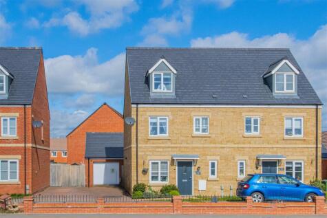 Fallow Road, Rothwell