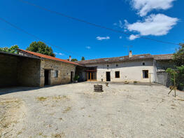 Photo of Poitou-Charentes, Vienne, Brux