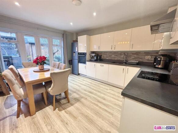 Luxurious Kitchen
