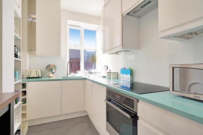 8B Sidmouth Parade, Sidmouth Road - LCCJNELQGxSLEC