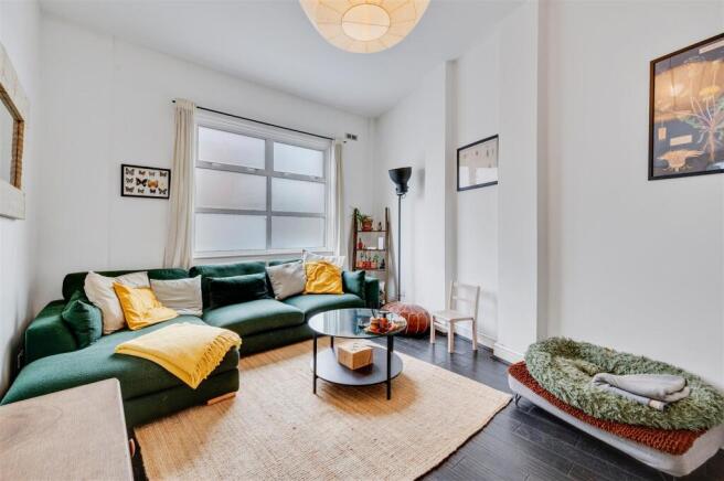 Daniels_136 Minet Avenue _001.jpg