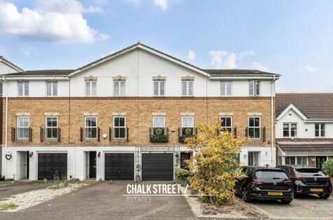 Bancroft Chase, Hornchurch, RM12