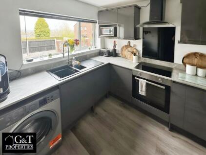 Elmhurst Drive, Kingswinford