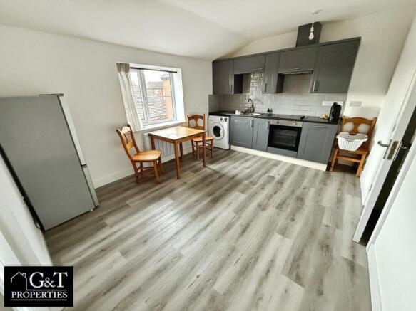 Open Plan Living Room/Kitchen