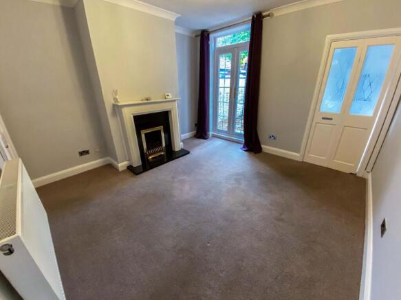 Middle Reception Room