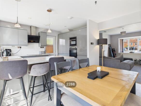 Kitchen & Living area