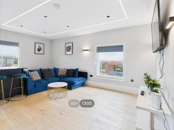 Kitchen & Living area
