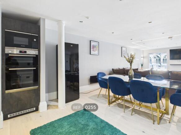 Kitchen / Living area