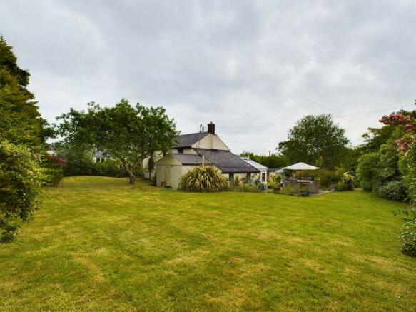 garden and rear elevation