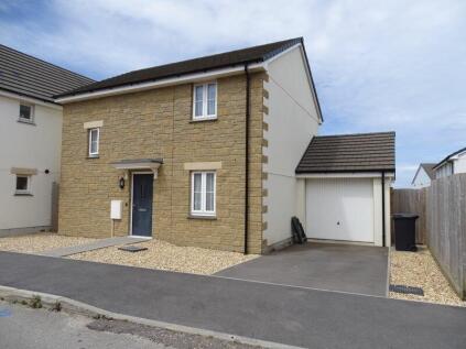 Chivilas Road, Camborne - Detached family home
