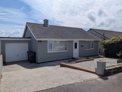 Blackwater, Truro - Link-detached bungalow
