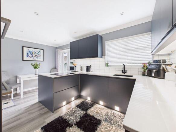 kitchen/dining room