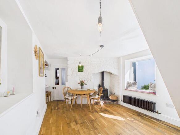 breakfast/dining room