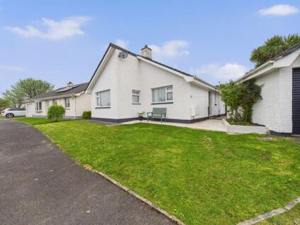 Connor Downs - Well presented three bedroom bungalow