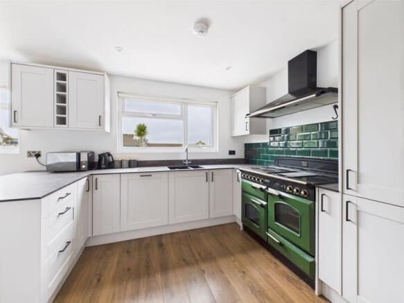 kitchen/dining room