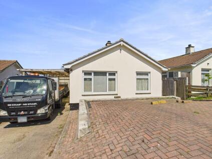 Beacon, Camborne - Two bedroom detached bungalow, ideal first home or retired persons