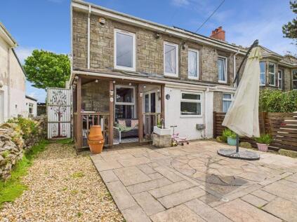 Four Lanes, Redruth - Delightful garden
