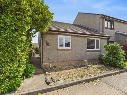 Treloweth Way, Pool - Chain free sale 