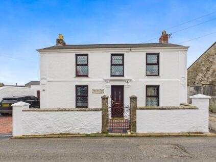 Camborne, Imposing double fronted period family home
