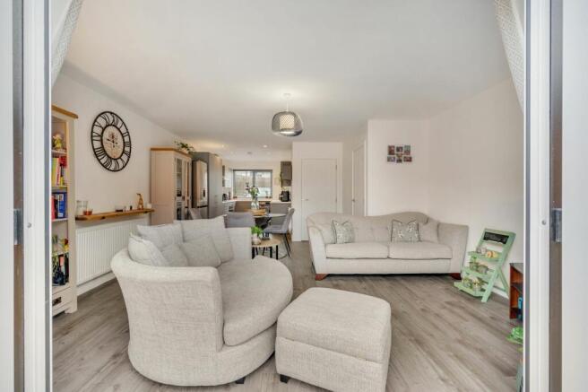 Kitchen / Diner / Lounge