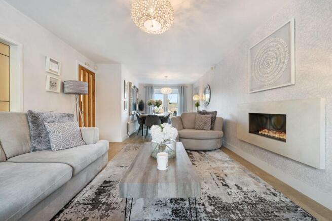 Lounge / Dining Room 