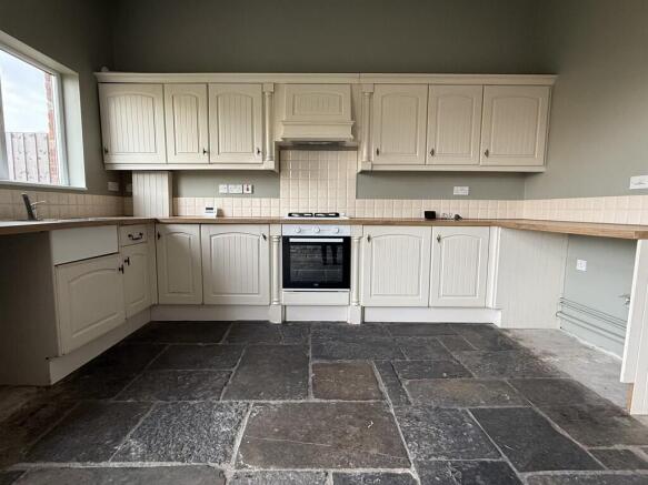 20251216_13580208...