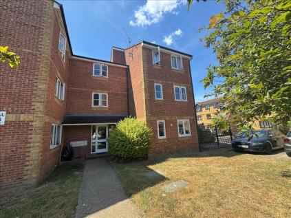 Redford Close, Feltham, Middlesex, TW13